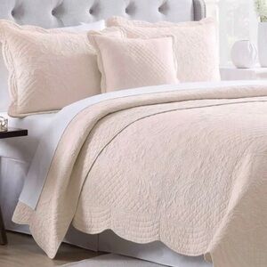 MODERN SOUTHERN HOME SCALLOPED TILES FULL/QUEEN PALE BLUSH QUILT SET 4 PC 🔥